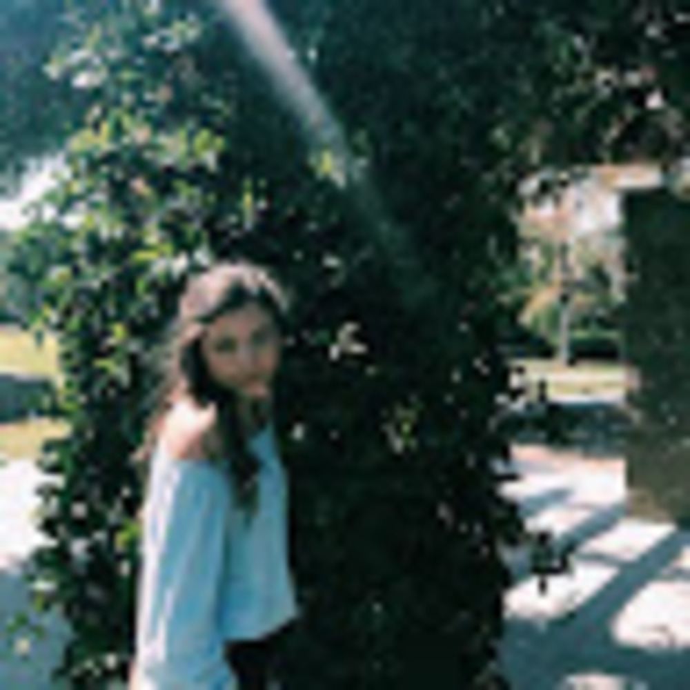 Meet your Posher, Ellie